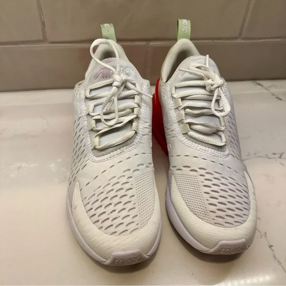 Nike Air Max 270 White Pink Coral Women’s 7.5 / 6Y Sneakers Running Shoes - Picture 2 of 16
